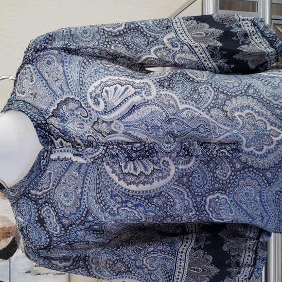 NWOT Blue & White Boho Top M - Picture 2 of 6